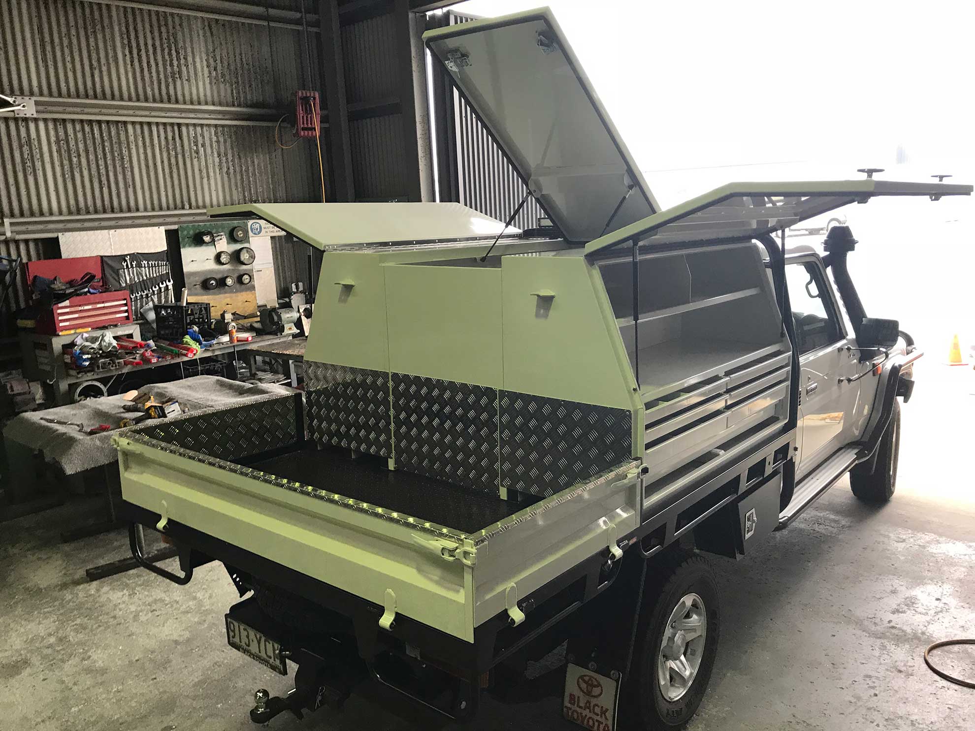 Toolboxes - Custom toolboxes & Canopies for Utes | Mackay Aluminium